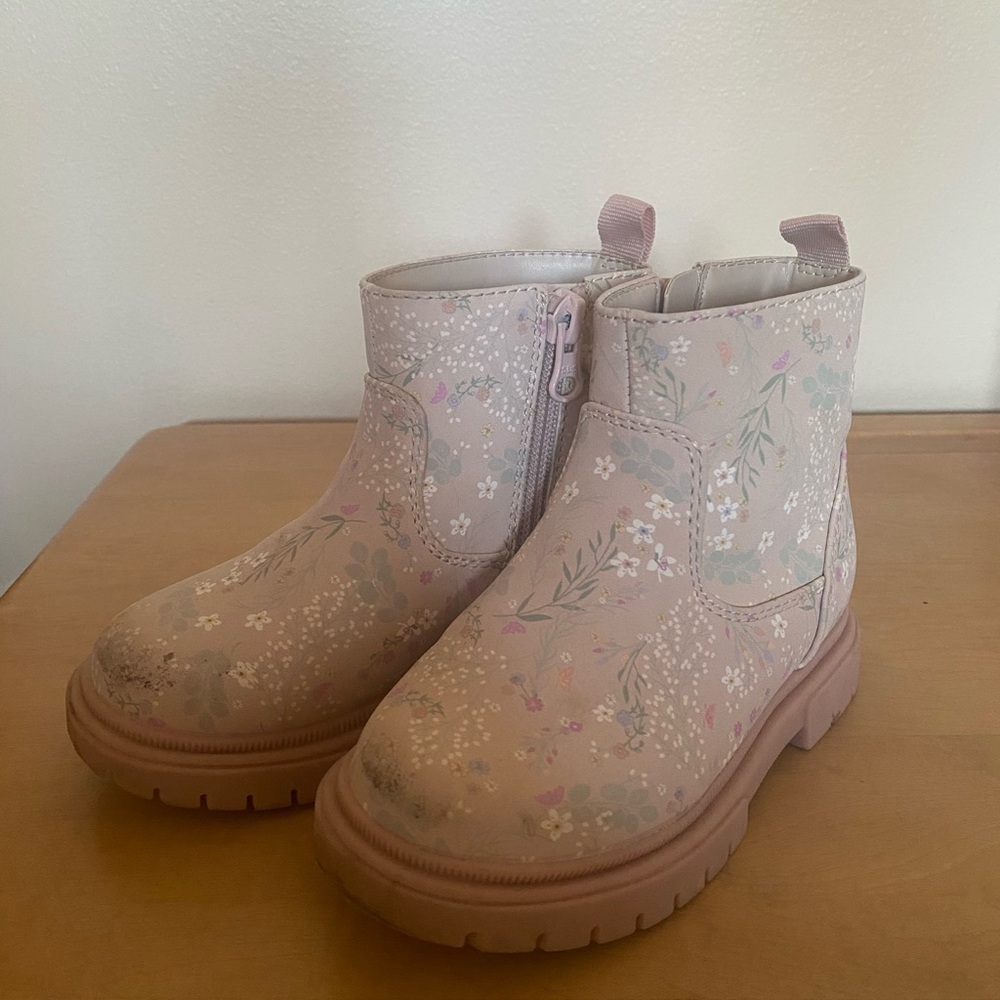 Cat & Jack Boots